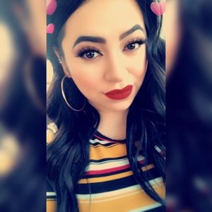 Meet your Posher, Magda